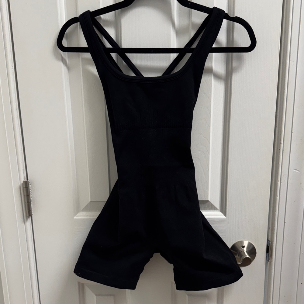 Sunzel bodysuit (shorts)